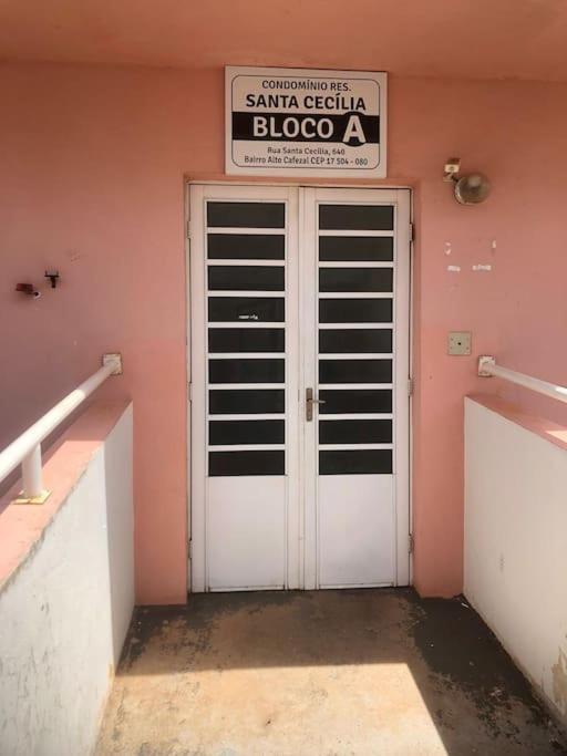 Apartamento Climatizado Marilia Bagian luar foto