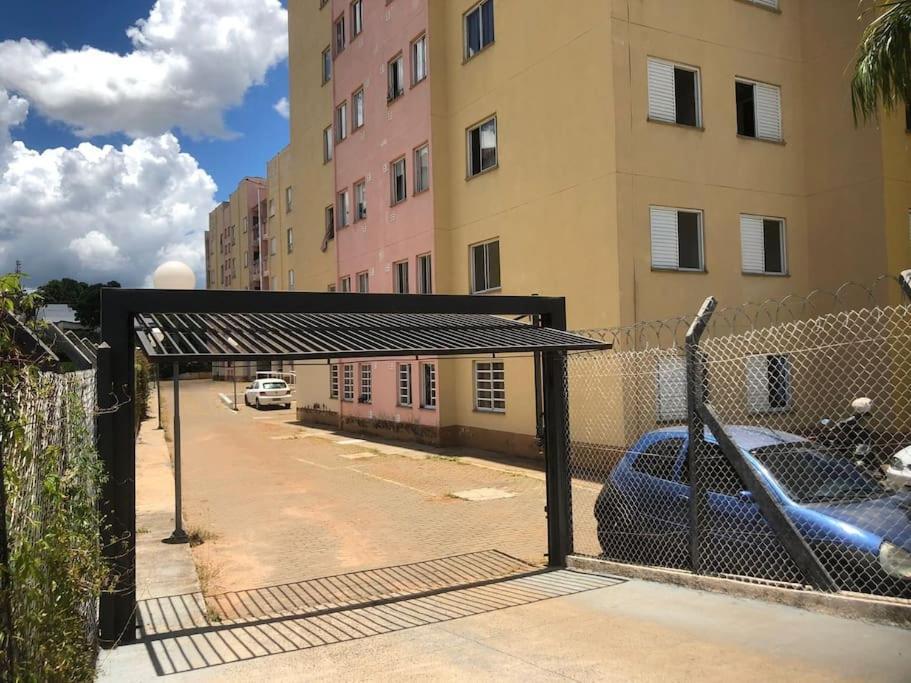 Apartamento Climatizado Marilia Bagian luar foto